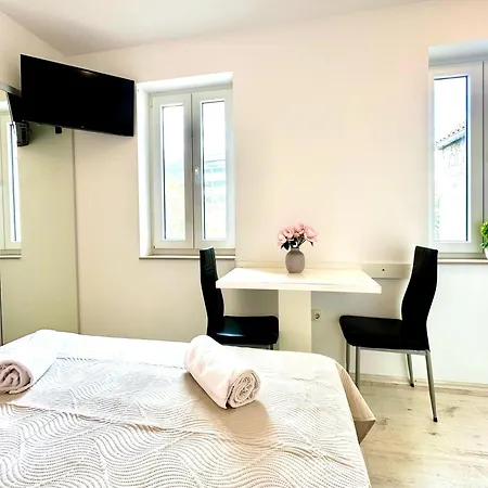 Pulse Apartment