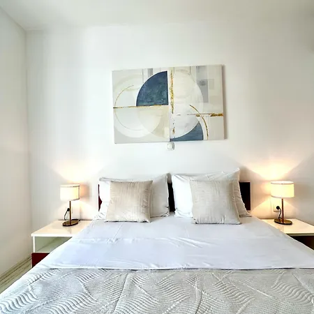 Apartment Pulse